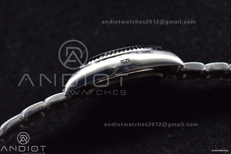 Dial SS 1114 White Skydweller Bracelet Edition Effortless SS on Noob A23J Best Oyster 0121